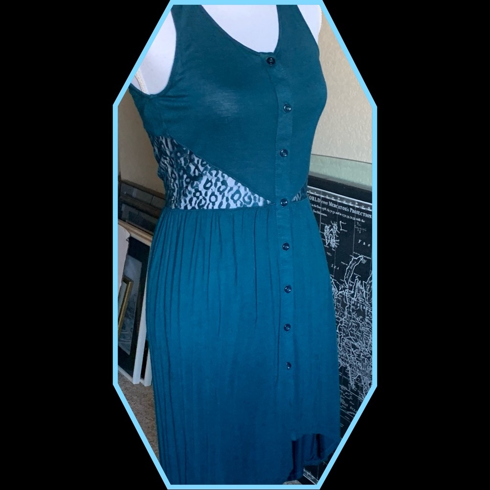 Beautiful Teal Midi-Dress
